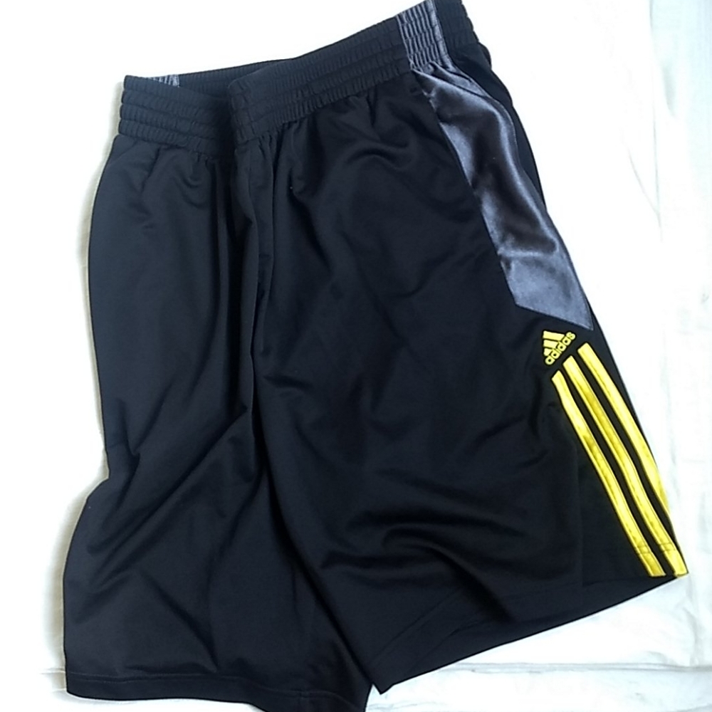 Adidas Black Active 360 Basketball Short - Picture 2 of 3